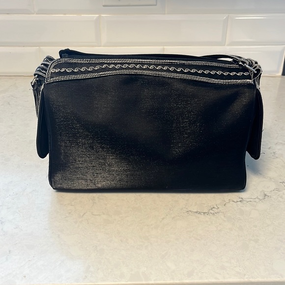 Laga Designs White Embroidered Black Vegan Purse with Two Handstraps - Picture 3 of 8